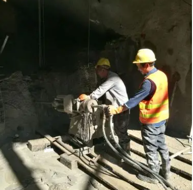 巴青水下抗分散灌浆料特点 水下不分散注浆料介绍